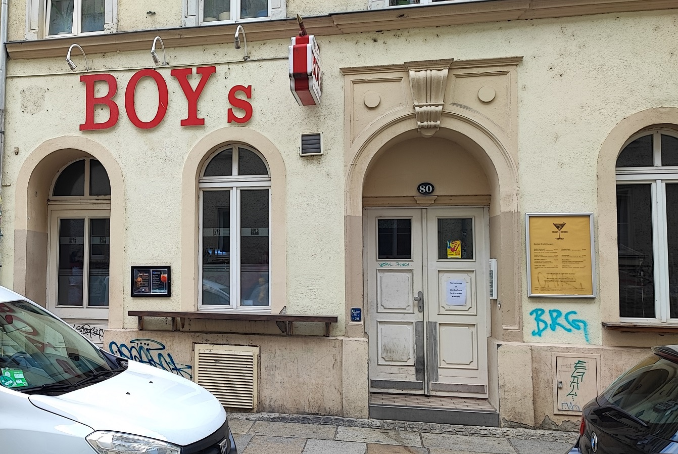 Boys Bar